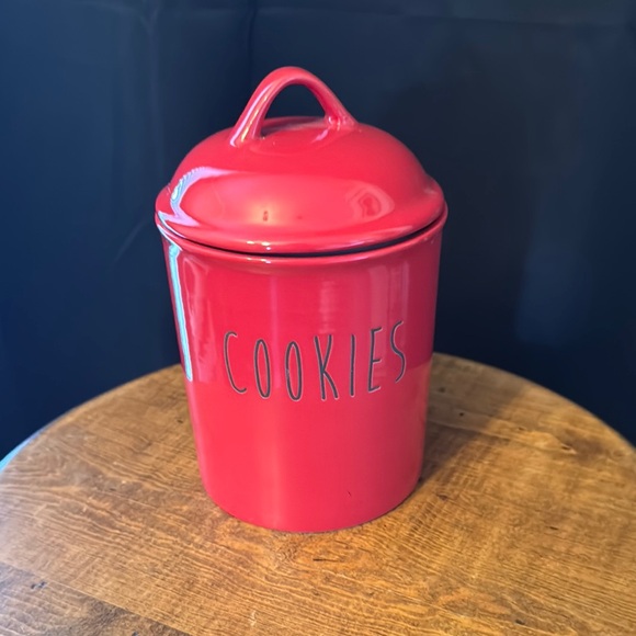 Vibrant Red Metal Biscuit Canister for Kitchen Storage - Picture 1 of 3